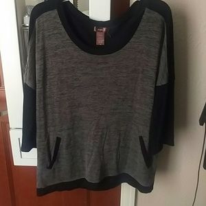 ***sold*** 3/4 sleeve shirt