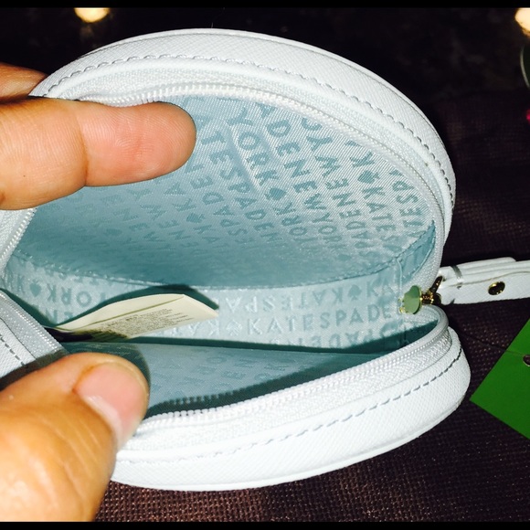 Kate Spade Just Married Ring Wristlet. NWT - Picture 3 of 4