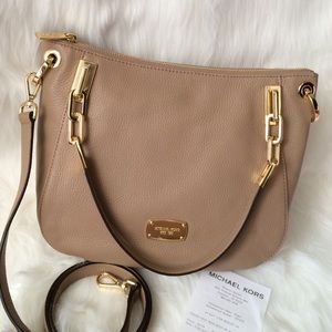 Michael Kors Brooke Shoulder Tote🎊SOLD🎊🙌🏼