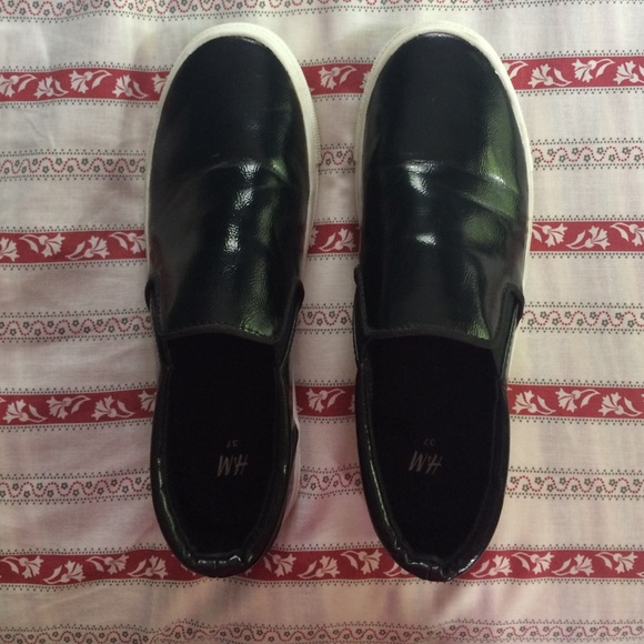 H&M leather slide on sneakers
