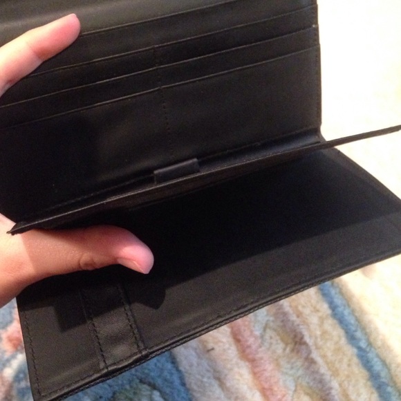 Black clutch - Picture 3 of 3