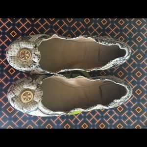 Authentic Tory Burch flats!