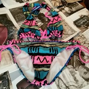 Reduced!! Billabong bikini from Buckle