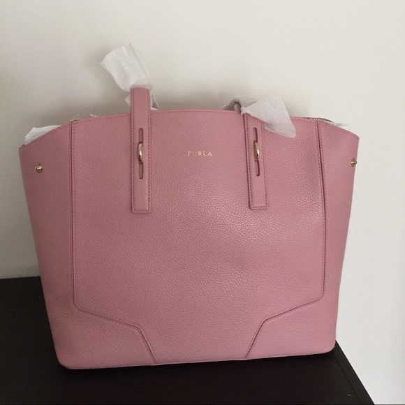 🎊Host Pick🎊 Furla Perla medium tote bag