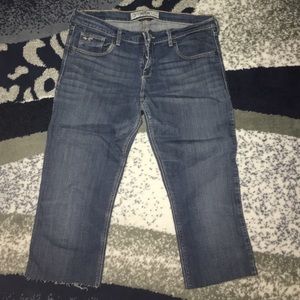 Hollister jean capris