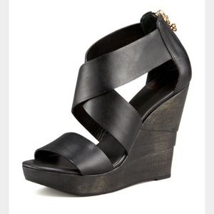 DIANE von FURSTENBERG Opal sandal black.  Sz 10.