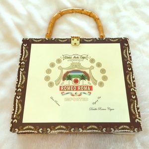 ⚡FLASH SALE⚡️Vintage cigar box purse