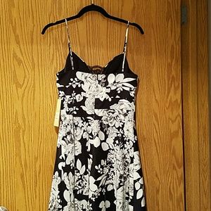 Oleg Cassini Dresses - NWT OC by Oleg Cassini floral a-line dress sz 6 Oleg Cassini Dresses - NWT OC by Oleg Cassini floral a-line dress sz 6