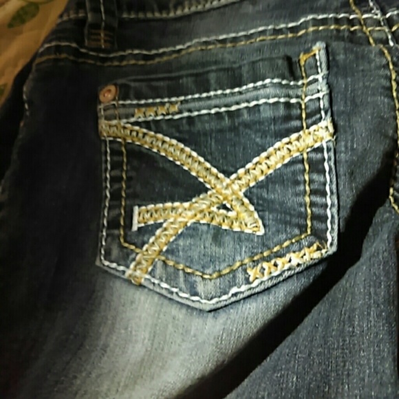 Jeans - Picture 4 of 4