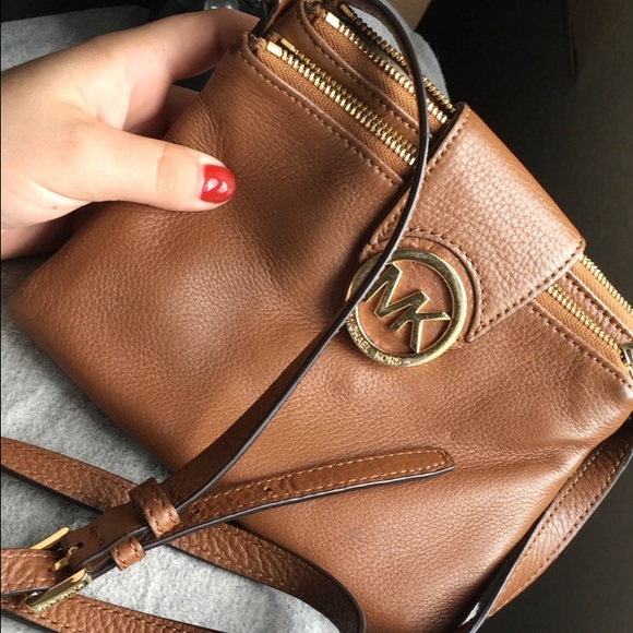 MK Crossbody ❌ SOLD ❌