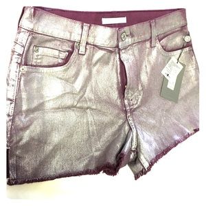 New metallic cutoffs