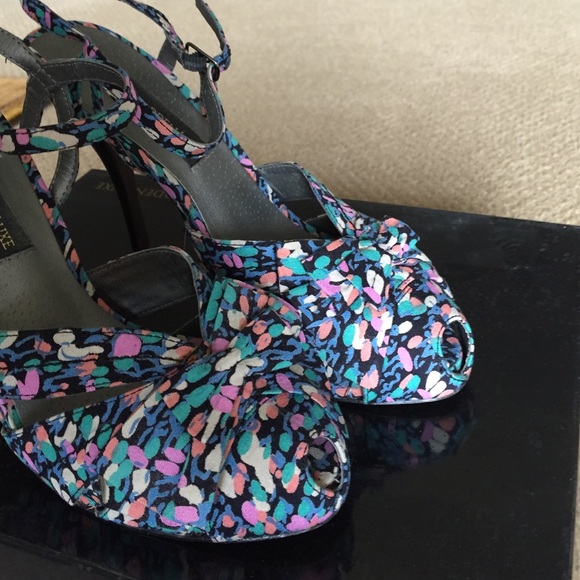 Steve Madden Luxe Clara Heels - Picture 4 of 4