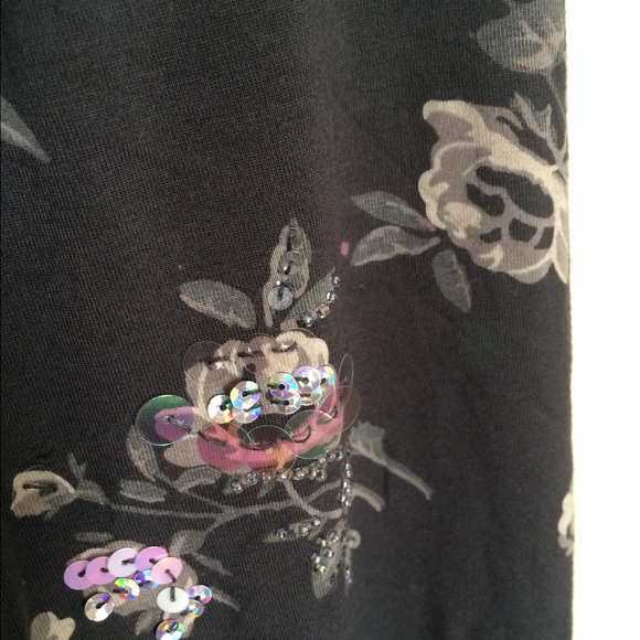 Express gray sequined-flower tank - Picture 4 of 4