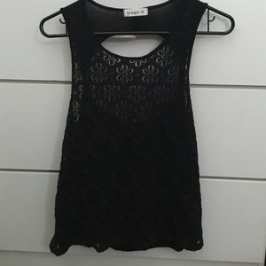 Black flower tank top