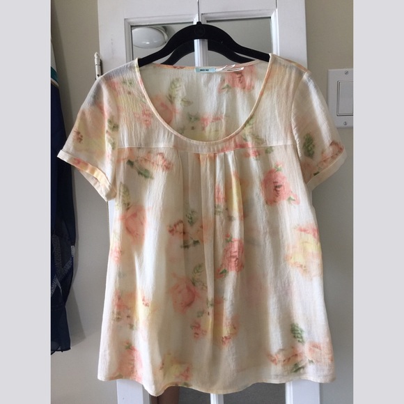 Urban Outfitters Kimchi Blue blouse floral