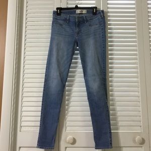 Hollister skinny jeans