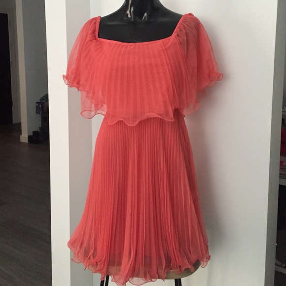 Beautiful BCBG MaxAzria Dress new with tag