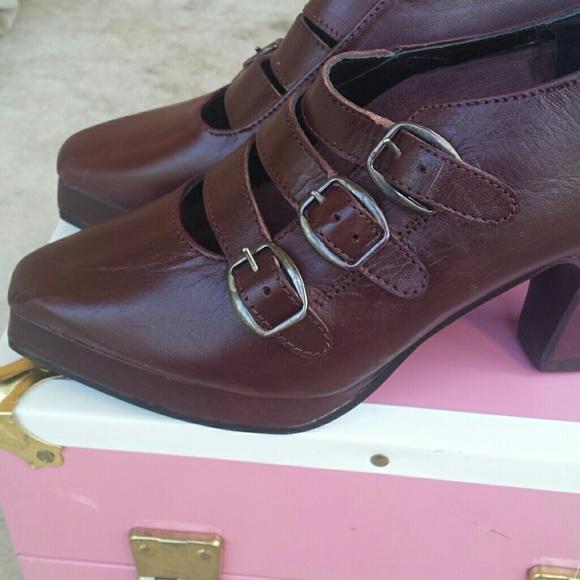 Vintage 1930s Pumps - Picture 2 of 4