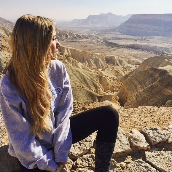 Meet the Posher - Picture 3 of 3