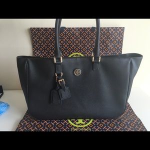 ⚡️One day sale ⚡️Tory Burch Tote