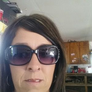 Meet your Posher, Shianne