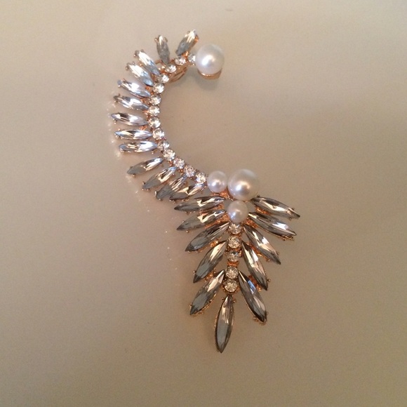 Rhinestone and Pearl Ear Cuff