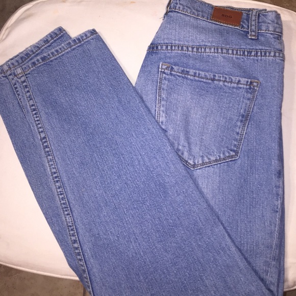 "The mom Jean"