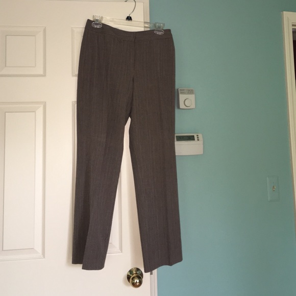 Pleated dress pants