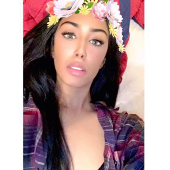 Meet your Posher, Ana