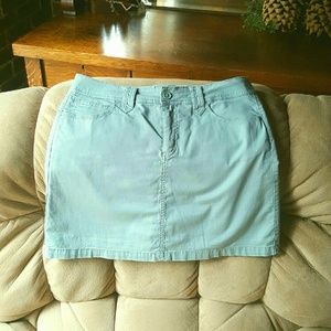 SALE   Mint Green Skorts size 8