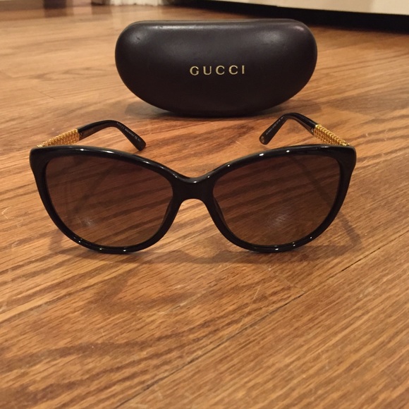 Gucci Sunglasses - Picture 2 of 4