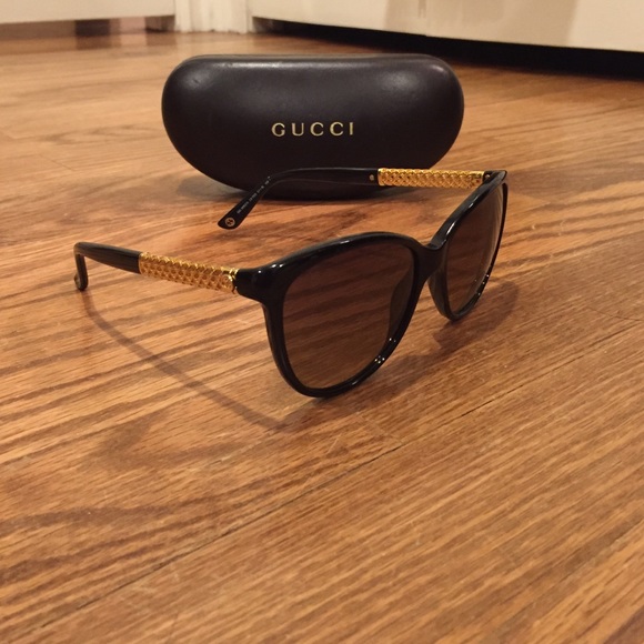 Gucci Sunglasses - Picture 3 of 4