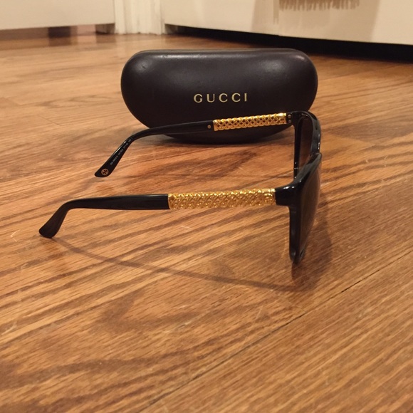Gucci Sunglasses - Picture 4 of 4