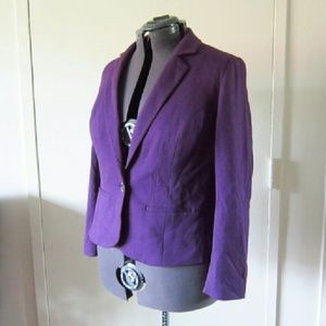Dark purple blazer fits size 16/18