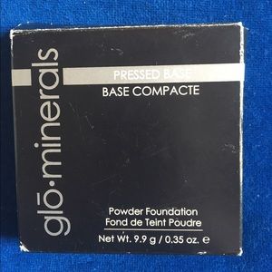 Glo Minerals Pressed Base Powder .35 oz