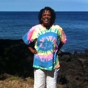 Meet your Posher, Claudia