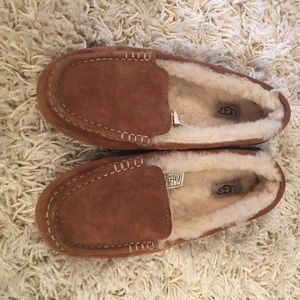 Ugg slippers