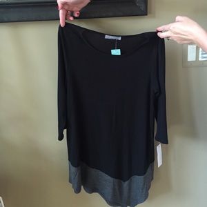 Cute blck and gray long shirt