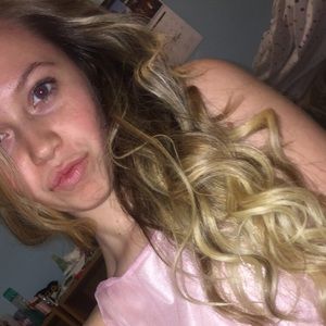 Meet your Posher, Abby