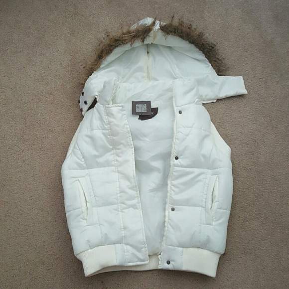 Tex by Max Azria Puffer White Coat Jacket S Fur