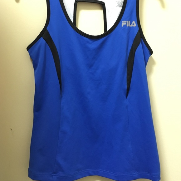 Workout tank 💪🏽 - Picture 4 of 4