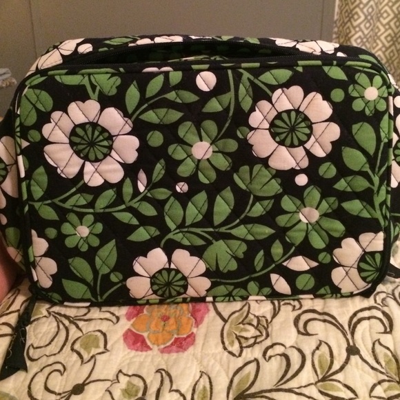 Vera Bradley makeup bag