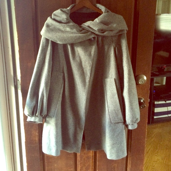 Zara Jackets & Blazers - ZARA BASIC gray coat