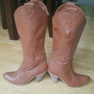 ALDO camel leather boots size 8