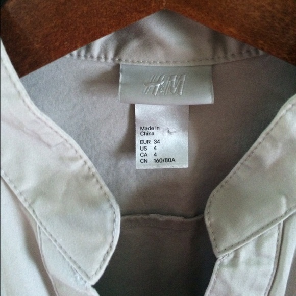 H&M dress - Picture 3 of 3