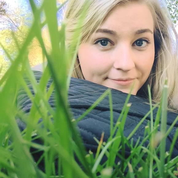 Meet your Posher, Emma