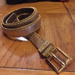 Reversible metallic belt