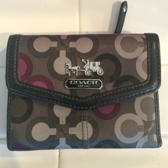 Coach Accessories - Coach Wallet beautiful