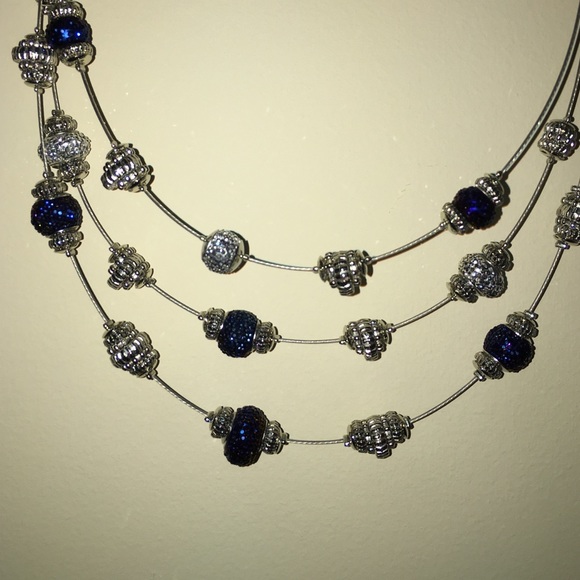 Blue sparkling necklas✨