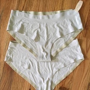 Victoria secret hip hugger underwear.